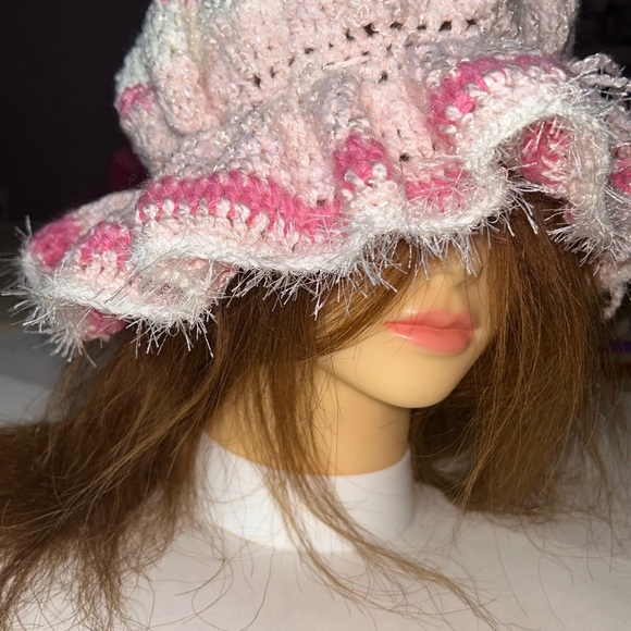Pink crochet hat – Fuzzy Trim - Picture 2 of 3